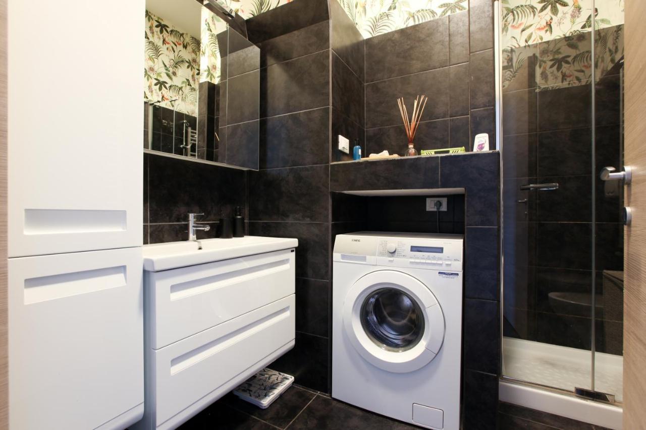 Modern Apartment Close To Shopping District ミラノ エクステリア 写真